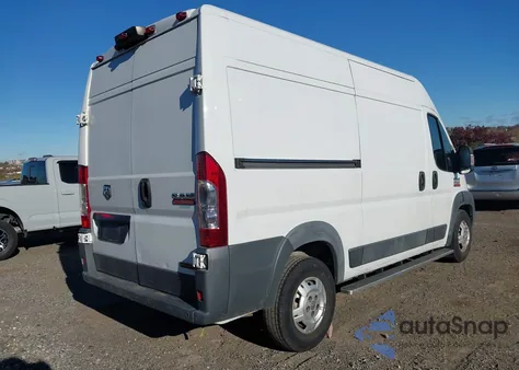 2014 Ram Promaster 2500 High Roof из США, поврежденный, VIN 3C6TRVCD1EE130096